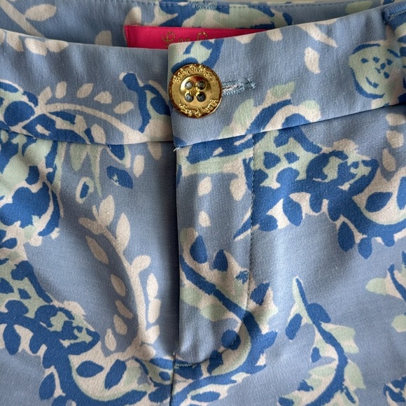 Lilly Pulitzer Callahan Knit Short Blue Peri Turtley Awesome Size 4 Stretch - Picture 3 of 9